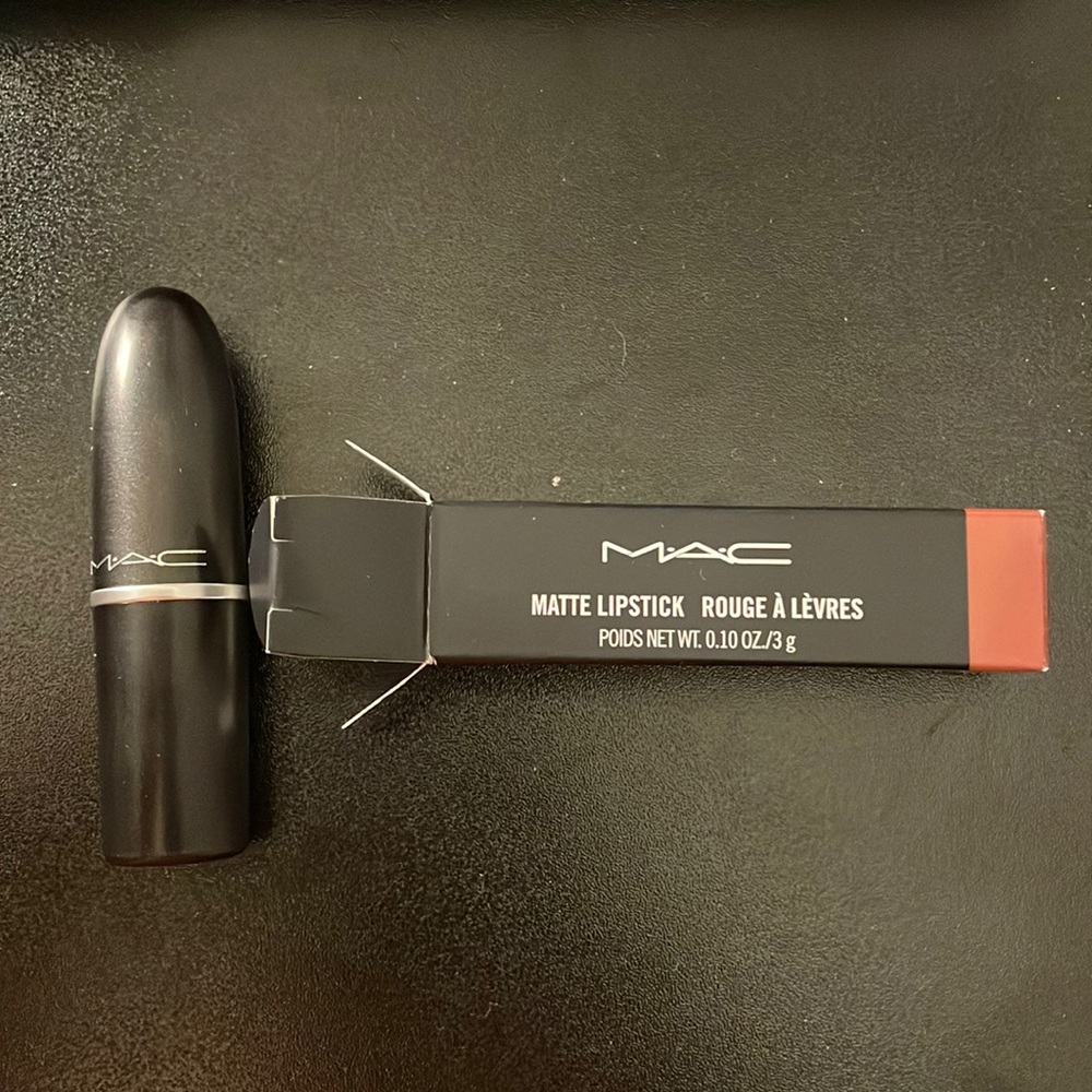 Mac taupe matte lipstick